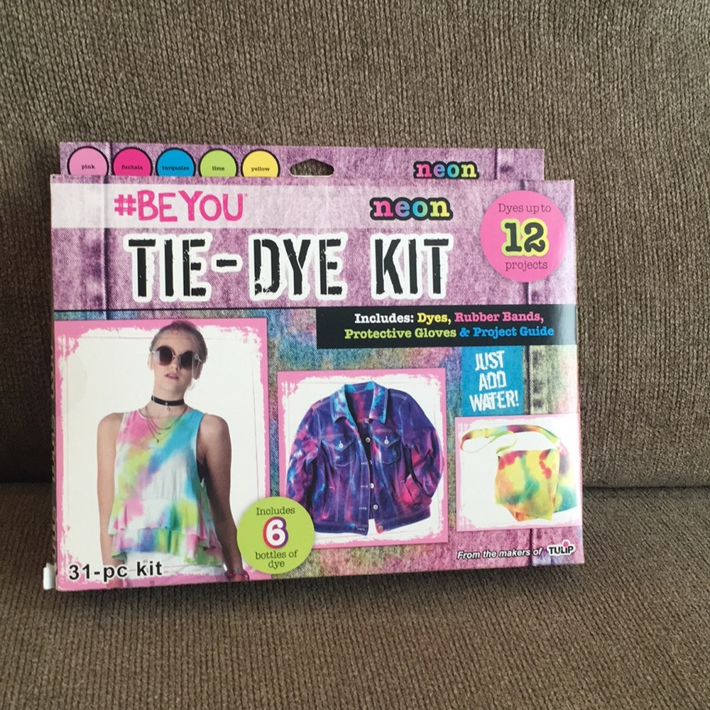 Tie-dye kit